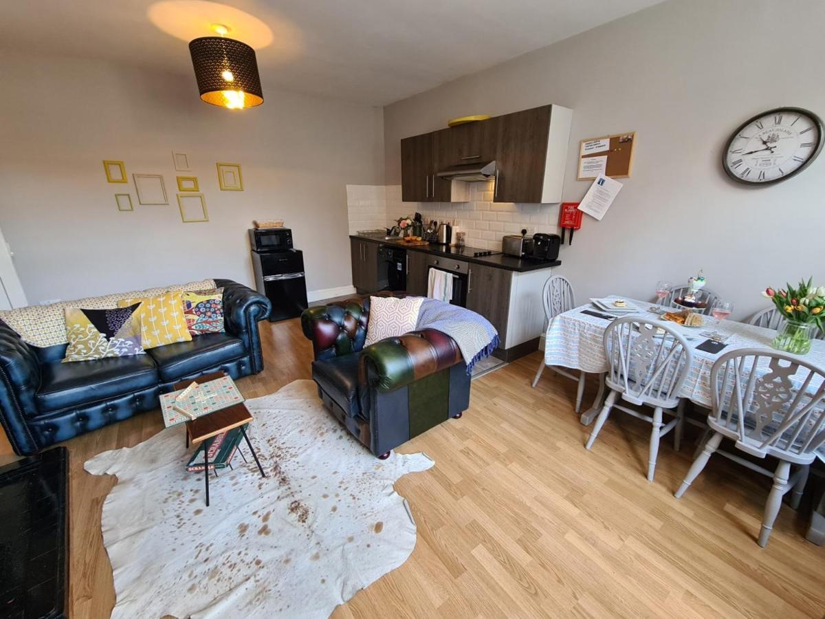 Coopers, Ground Floor Apartment With 2 Bedrooms And 2 Bathrooms Within A Georgian Listed Building Burton-upon-Trent Exteriör bild