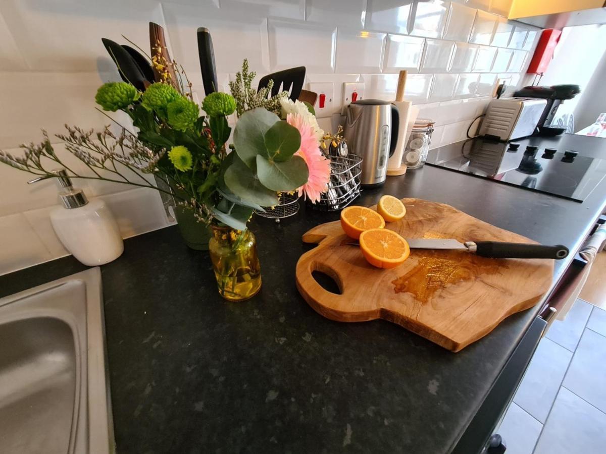 Coopers, Ground Floor Apartment With 2 Bedrooms And 2 Bathrooms Within A Georgian Listed Building Burton-upon-Trent Exteriör bild