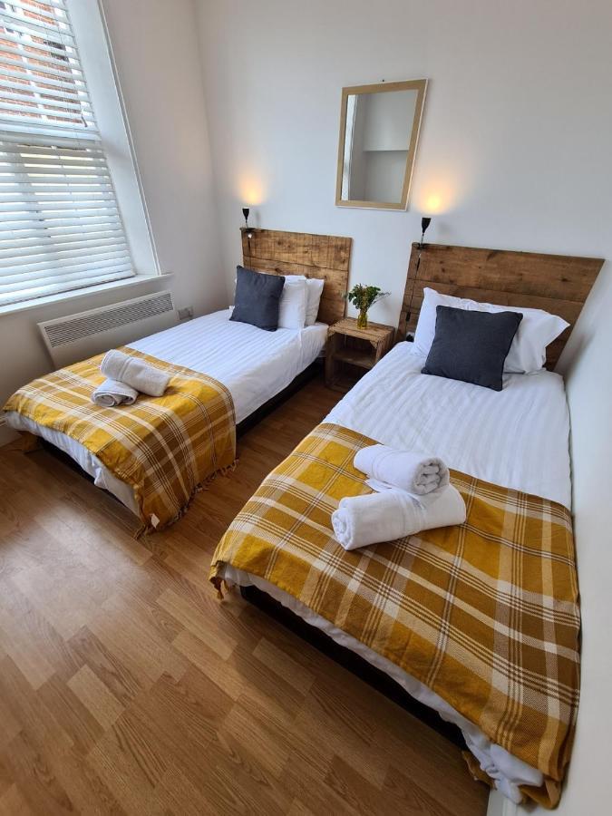 Coopers, Ground Floor Apartment With 2 Bedrooms And 2 Bathrooms Within A Georgian Listed Building Burton-upon-Trent Exteriör bild