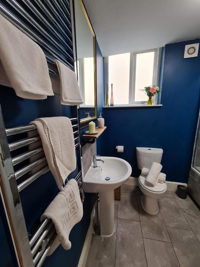 Coopers, Ground Floor Apartment With 2 Bedrooms And 2 Bathrooms Within A Georgian Listed Building Burton-upon-Trent Exteriör bild