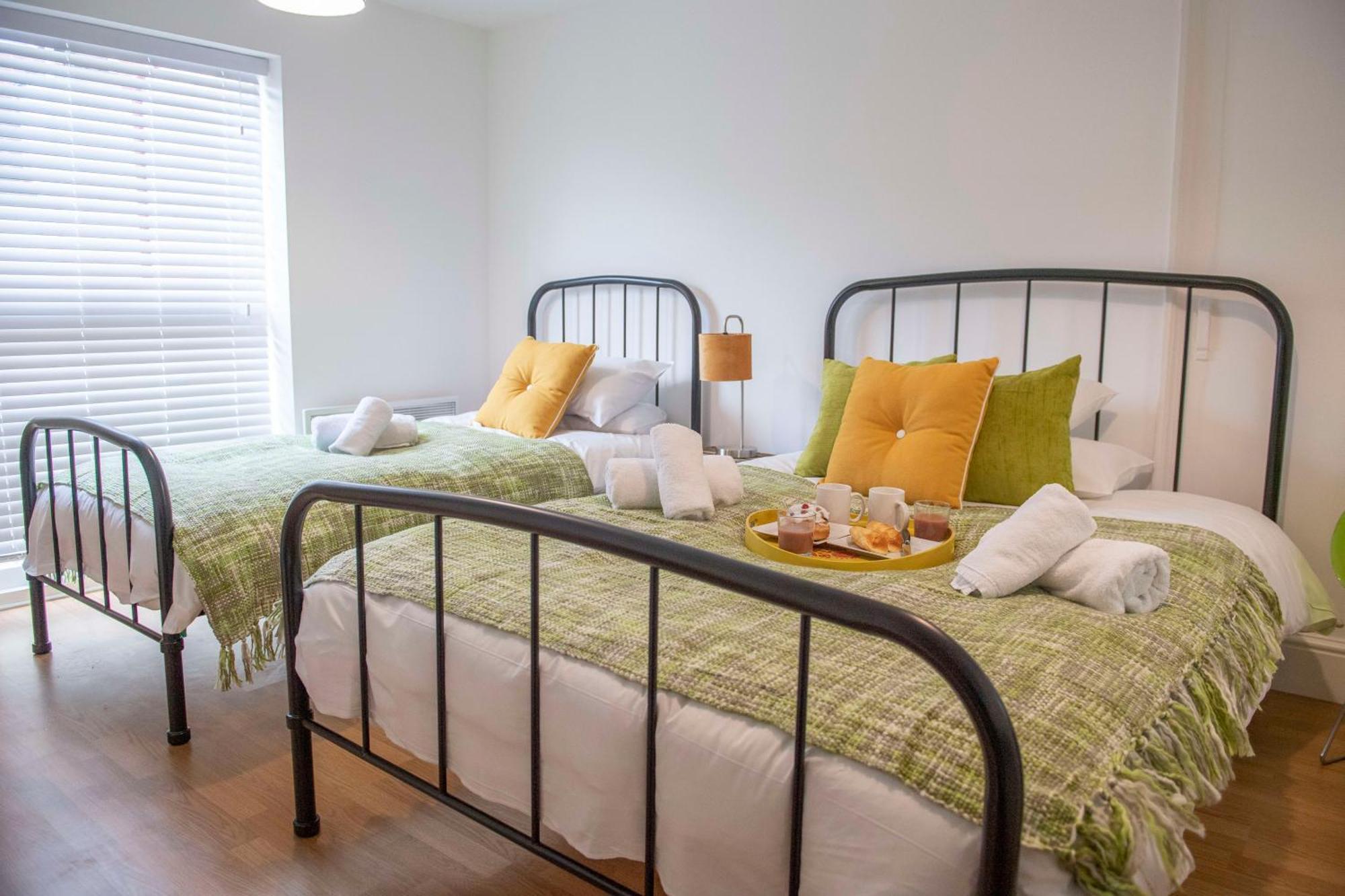 Coopers, Ground Floor Apartment With 2 Bedrooms And 2 Bathrooms Within A Georgian Listed Building Burton-upon-Trent Exteriör bild